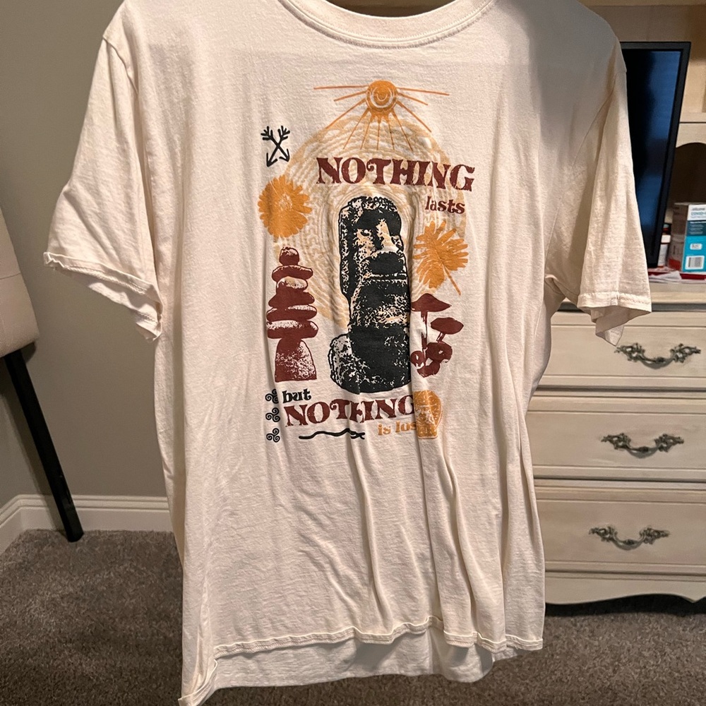 mens creme T shirt